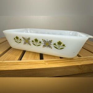 VTG Anchor Hocking Fire-King Meadow Green 1-quart loaf pan, model #441